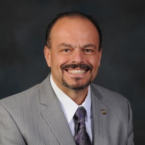 Robert Ambroselli Headshot